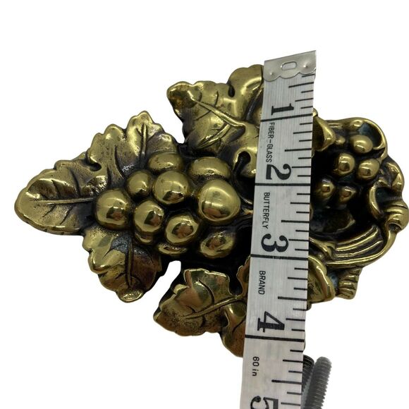 Grape Cluster Retro Door Knocker Vintage Brass Look CHC Decor With Two Screws - Picture 9 of 9